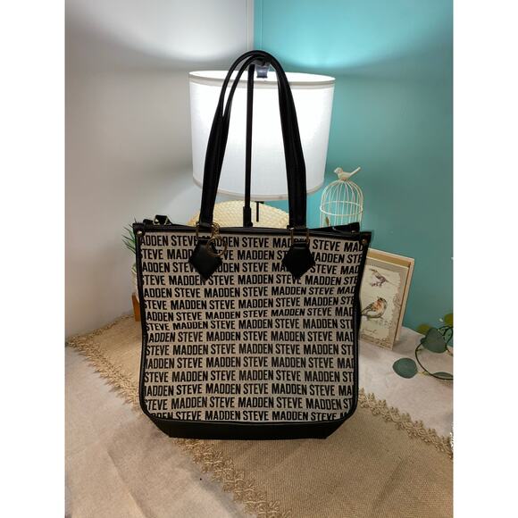 Steven Madden Large Purse Bag Tote Logo Gray Black Card Wallet Strap Handles GUC - Picture 7 of 12